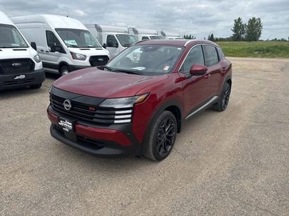 New 2025 Nissan Kicks SR w/ SR Premium Package