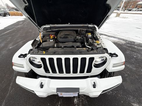 Used 2022 Jeep Wrangler Unlimited Sahara image 27