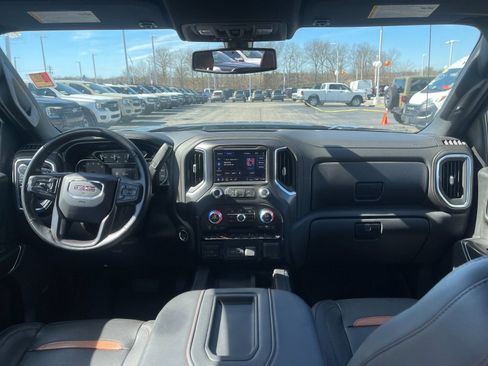 Used 2020 GMC Sierra 1500 AT4 w/ AT4 Premium Package image 15