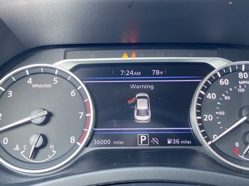 Used 2024 Nissan Sentra SV w/ All-Weather Package FWD image 27