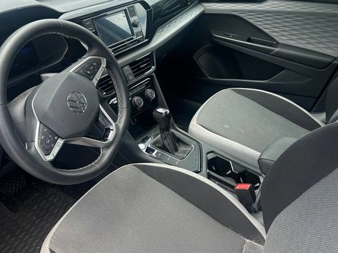 Used 2023 Volkswagen Taos S FWD image 3
