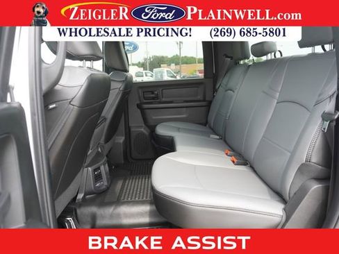 Used 2023 RAM 3500 Tradesman w/ Convenience Group image 11