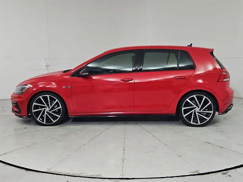 Used 2018 Volkswagen Golf R 4-Door image 3