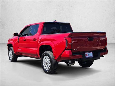 Certified 2025 Toyota Tacoma SR5 AWD/4WD image 8