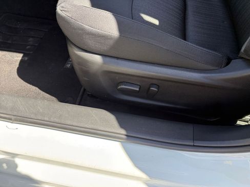 Used 2025 Nissan Altima 2.5 SV image 22