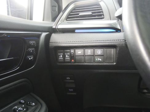 Used 2022 Honda Odyssey Elite image 22