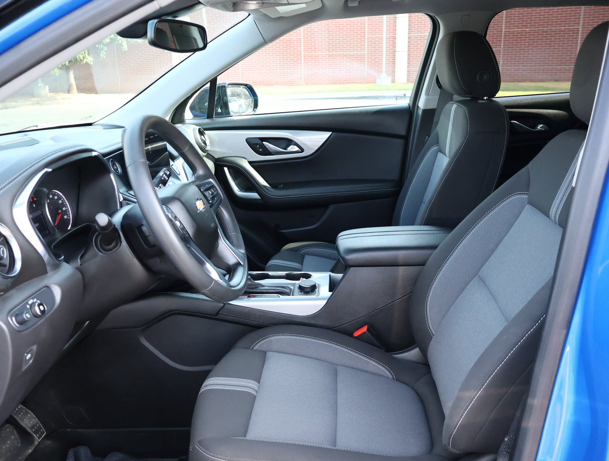 Used 2024 Chevrolet Blazer LT w/ Convenience Package FWD image 11