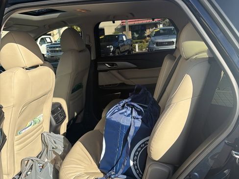 Used 2019 MAZDA CX-9 Touring w/ Touring Premium Package image 10