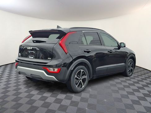 Used 2023 Kia Niro EX FWD image 6