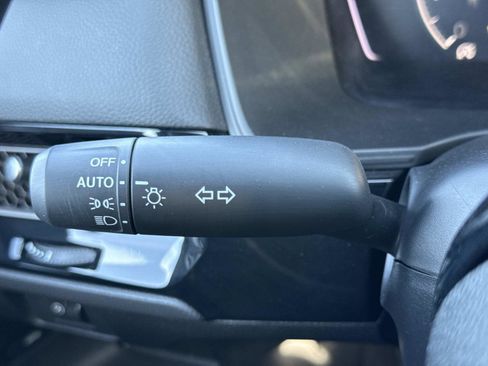 Used 2023 Honda Civic Sport image 9