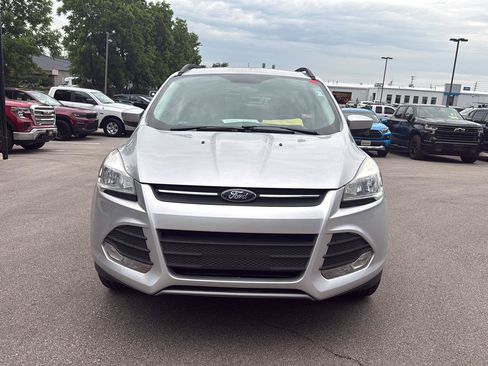 Used 2016 Ford Escape SE w/ SE Leather Comfort Package FWD image 8