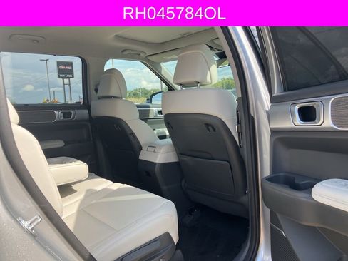 Used 2024 Hyundai Santa Fe Limited image 13