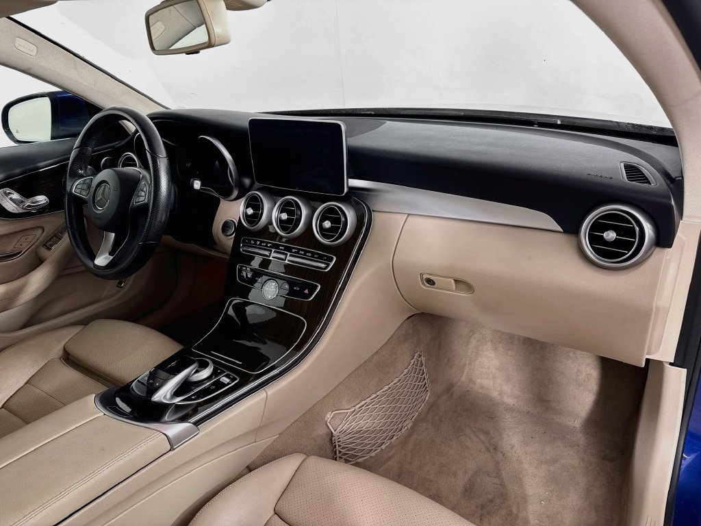 Used 2017 Mercedes-Benz C 300 Coupe image 31