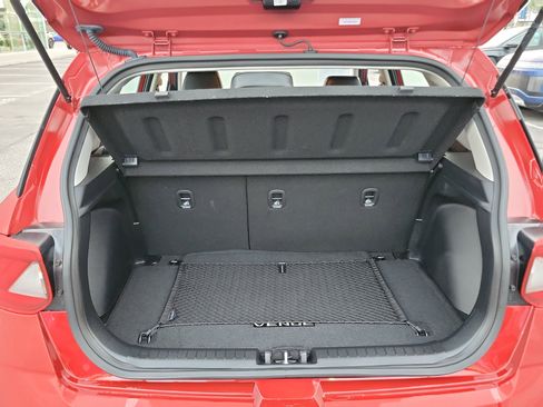 Certified 2025 Hyundai Venue Limited image 21