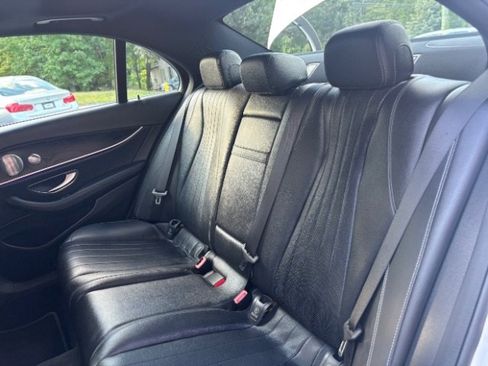 Used 2018 Mercedes-Benz E 300 E300 Luxury 4MATIC Sedan image 34