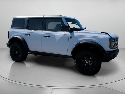 New 2026 Ford Bronco Badlands AWD/4WD image 38