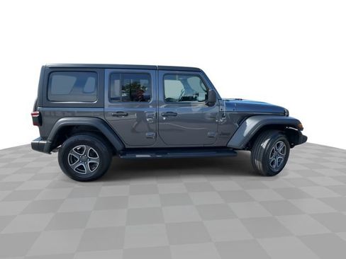 Used 2021 Jeep Wrangler Unlimited Sport AWD/4WD image 9