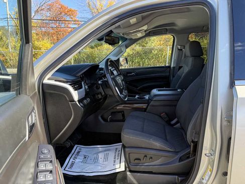 Used 2015 GMC Yukon SLE w/ Convenience Package image 10
