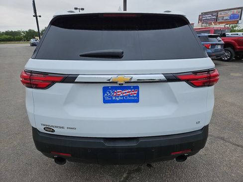 Used 2022 Chevrolet Traverse LT AWD/4WD image 9