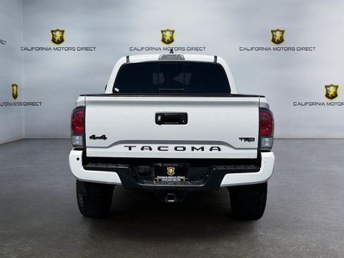 Used 2020 Toyota Tacoma Limited AWD/4WD image 4