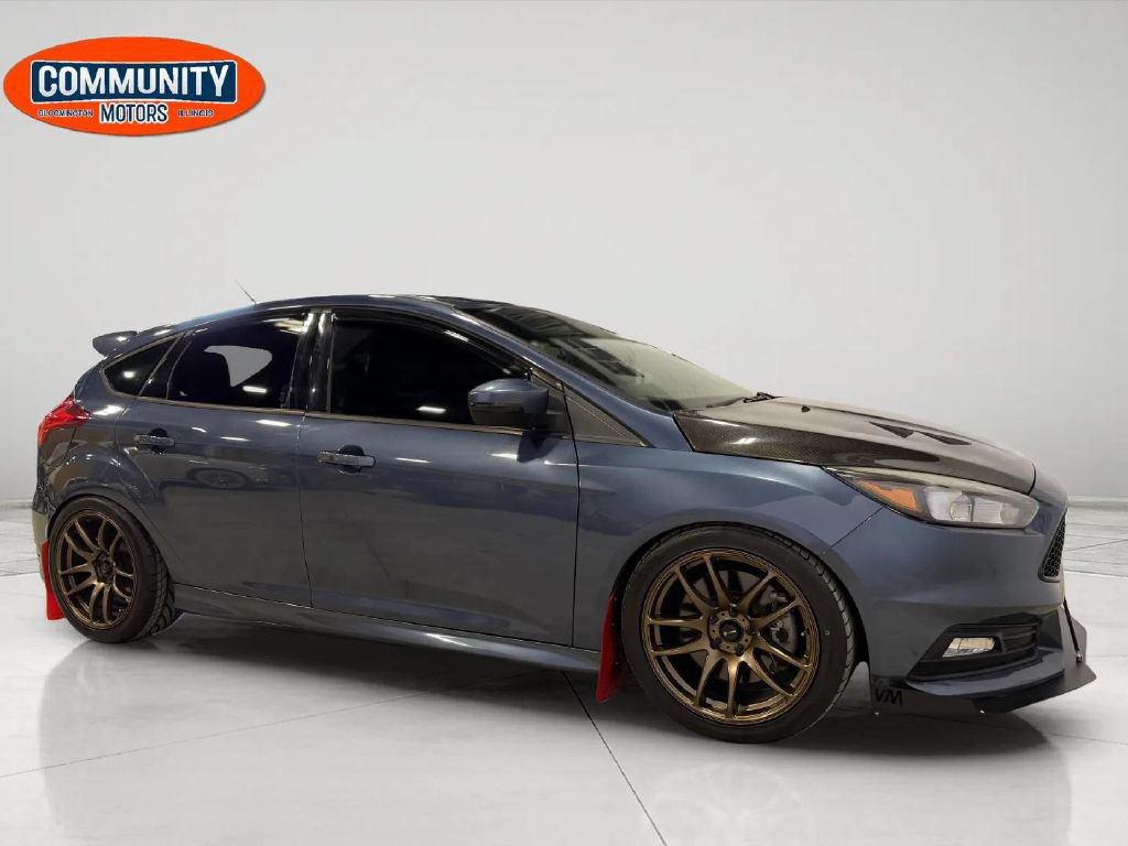 Used 2018 Ford Focus ST FWD image 10