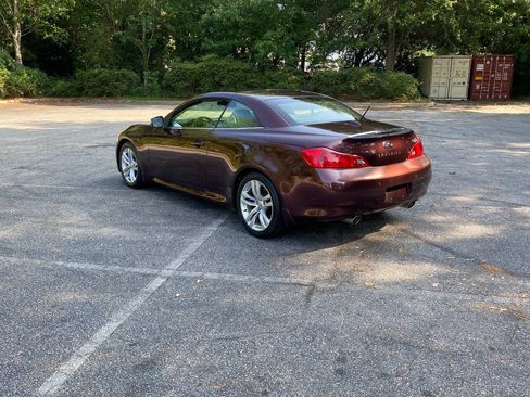 Used 2010 INFINITI G37 Convertible w/ Premium Pkg RWD image 7