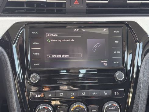 Used 2020 Volkswagen Passat 2.0T SE image 28