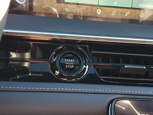 New 2026 INFINITI QX80 4WD image 21