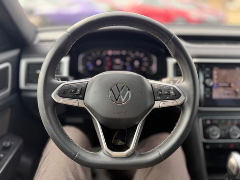 Used 2022 Volkswagen Atlas Cross Sport SEL image 25