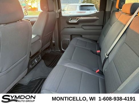 Used 2025 Chevrolet Silverado 1500 LT image 17