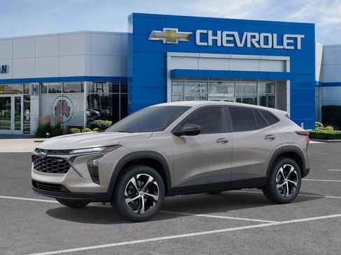 New 2026 Chevrolet Trax RS image 2