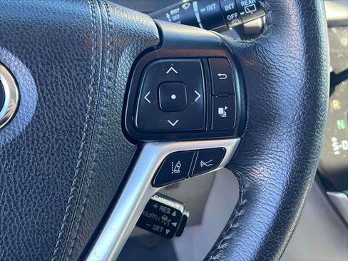 Certified 2020 Toyota Sienna XLE image 23