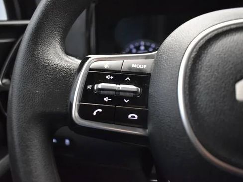 Used 2022 Kia Sorento LX AWD/4WD image 24