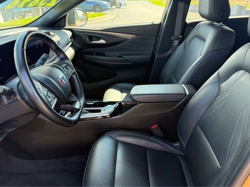 Used 2024 Buick Envista Sport Touring FWD image 10