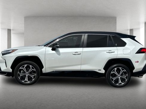 Used 2025 Toyota RAV4 XSE w/ Premium Package AWD/4WD image 7