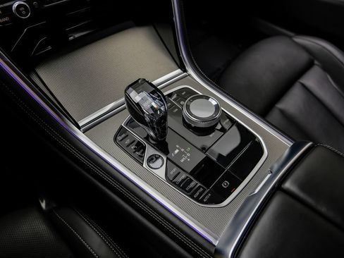 Used 2022 BMW M850i xDrive Coupe w/ Driving Assistance Package AWD/4WD image 26