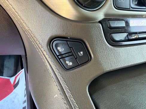Used 2017 GMC Yukon XL Denali w/ Open Road Package AWD/4WD image 31