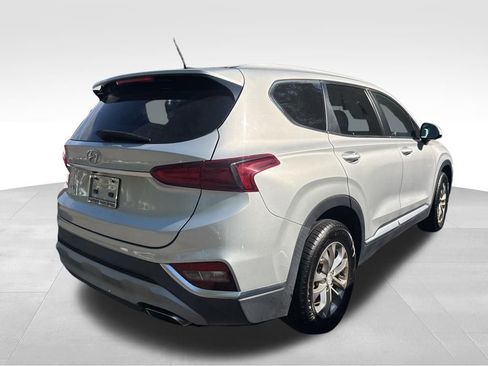 Used 2020 Hyundai Santa Fe SE FWD image 9