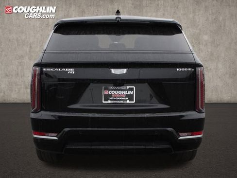 New 2025 Cadillac Escalade IQ Sport 1 w/ Smart Trailering package image 8