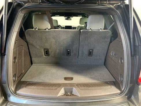 Used 2021 GMC Yukon SLT w/ SLT Luxury Package AWD/4WD image 26