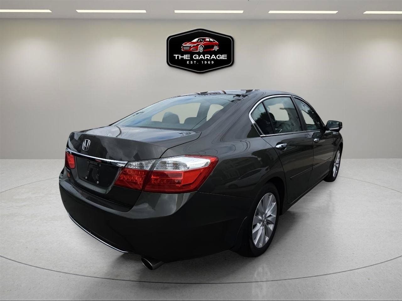 Used 2015 Honda Accord EX-L image 6