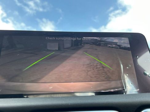 New 2026 Nissan Sentra SV image 9