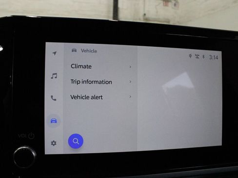 Used 2025 Toyota Camry SE image 26