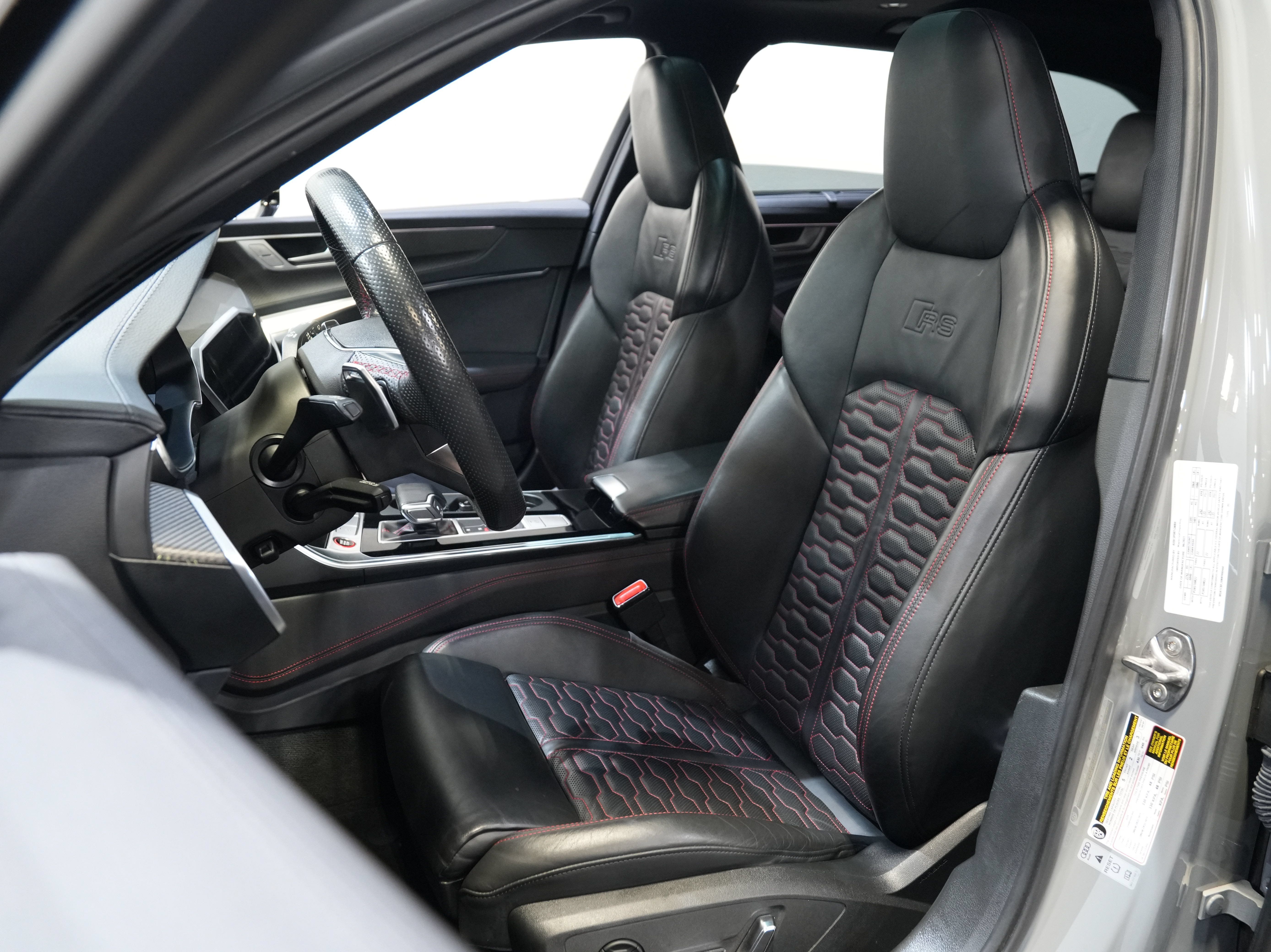 Used 2022 Audi RS 6 AWD/4WD image 30