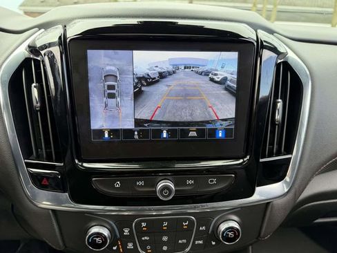 Certified 2023 Chevrolet Traverse RS image 23