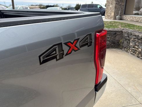 Used 2020 Ford F250 XLT image 6