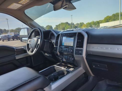 Used 2019 Ford F250 Lariat w/ Lariat Ultimate Package AWD/4WD image 20