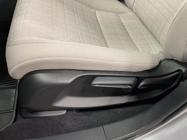 Certified 2026 Honda HR-V LX image 29