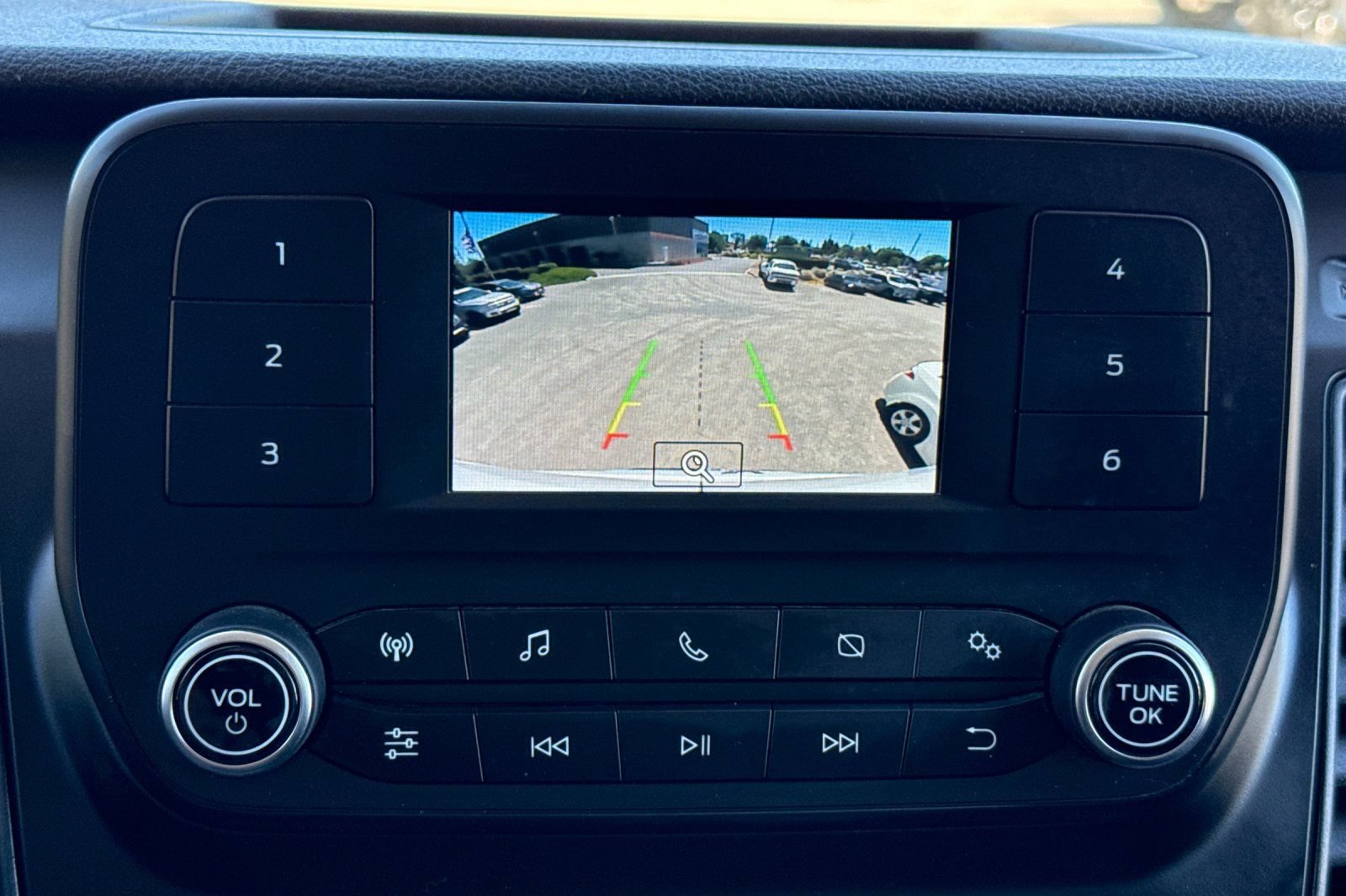 Certified 2023 Ford Transit 250 Medium Roof AWD image 20