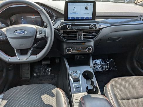 Used 2025 Ford Escape ST-Line FWD image 23